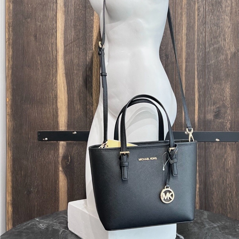 Michael Kors Carry All Jet Set Travel Tote Handbag